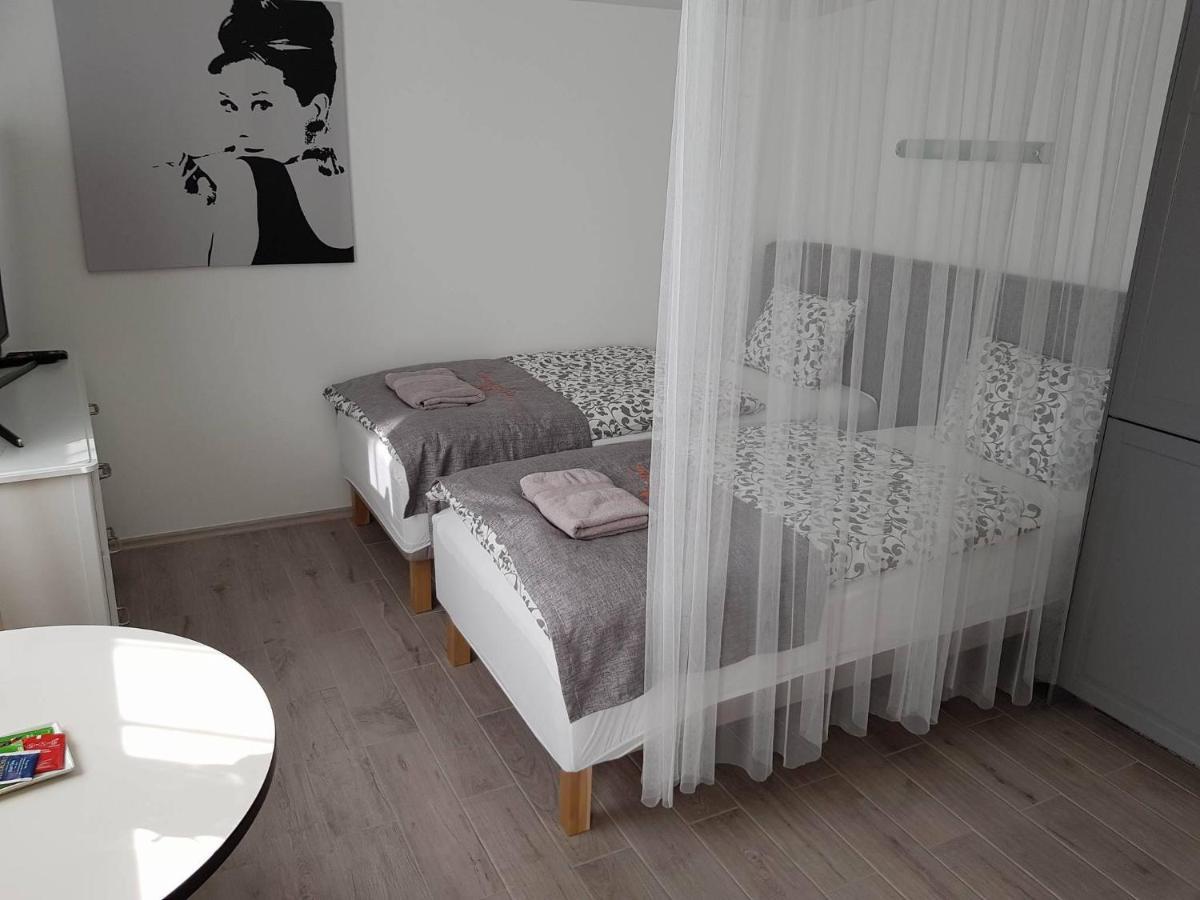 Guesthouse Henia Bed&Spas Selfoss Exterior photo